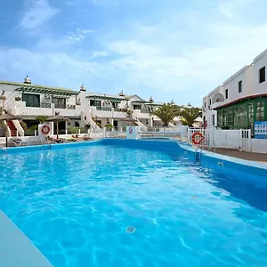 https://apartamento-marea-puerto-del-carmen-lanzarote.in-canary-islands.com